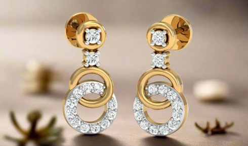 Choosing a Gold Necklace Set to Elevate Your Diwali Party Look