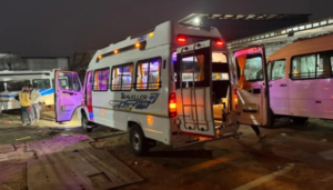 Tempo Traveller in Kolkata